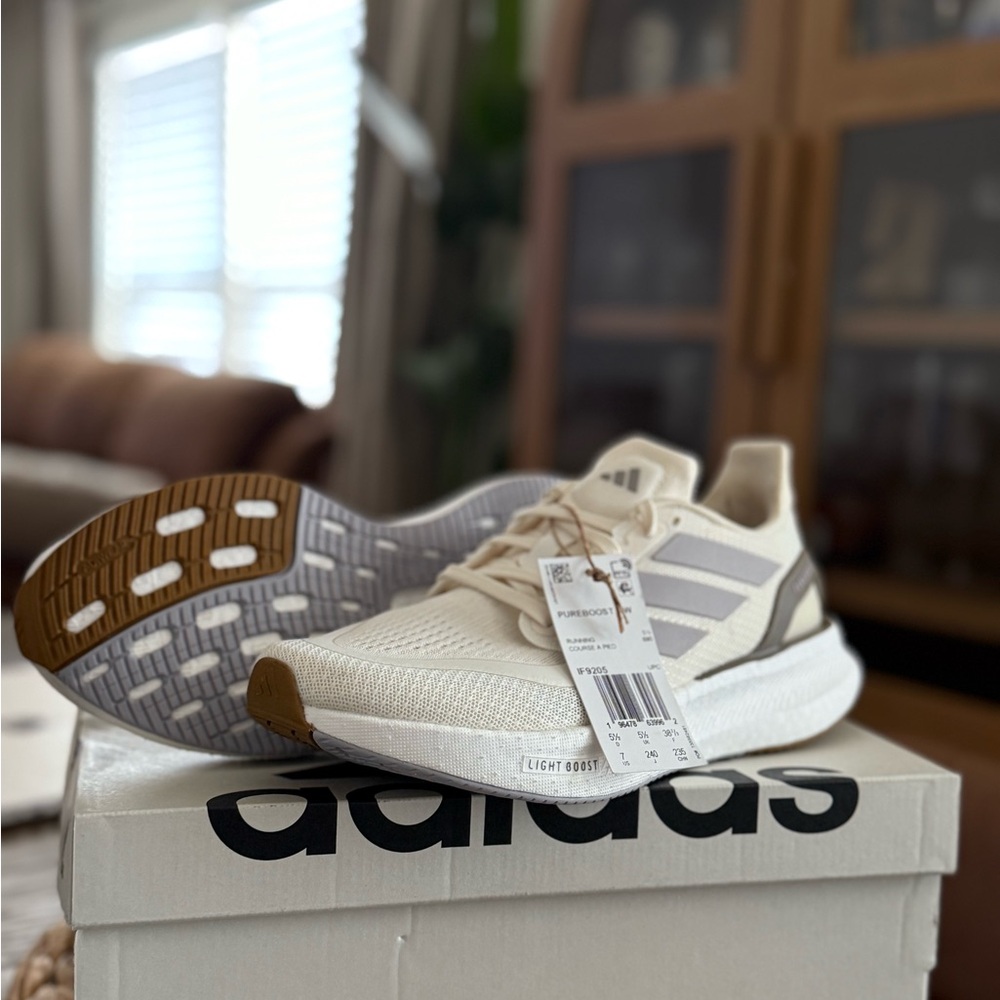 Adidas light Boost